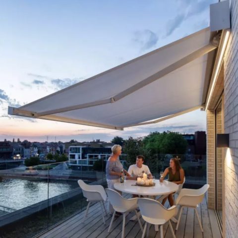 store led pour pergola et store de terrasse
